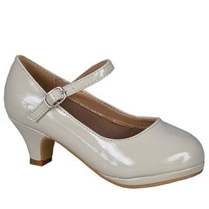 63K Girls Pantent Leather Heel Dress Shoes  Beige